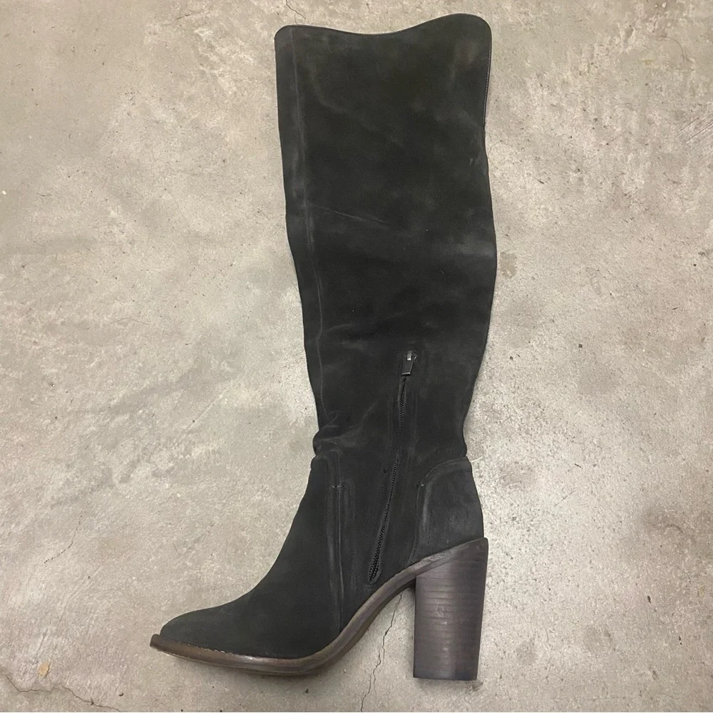 Vince Camuto Women’s Melaya Over the Knee Boots 7.5M Suede Leather Block Heel